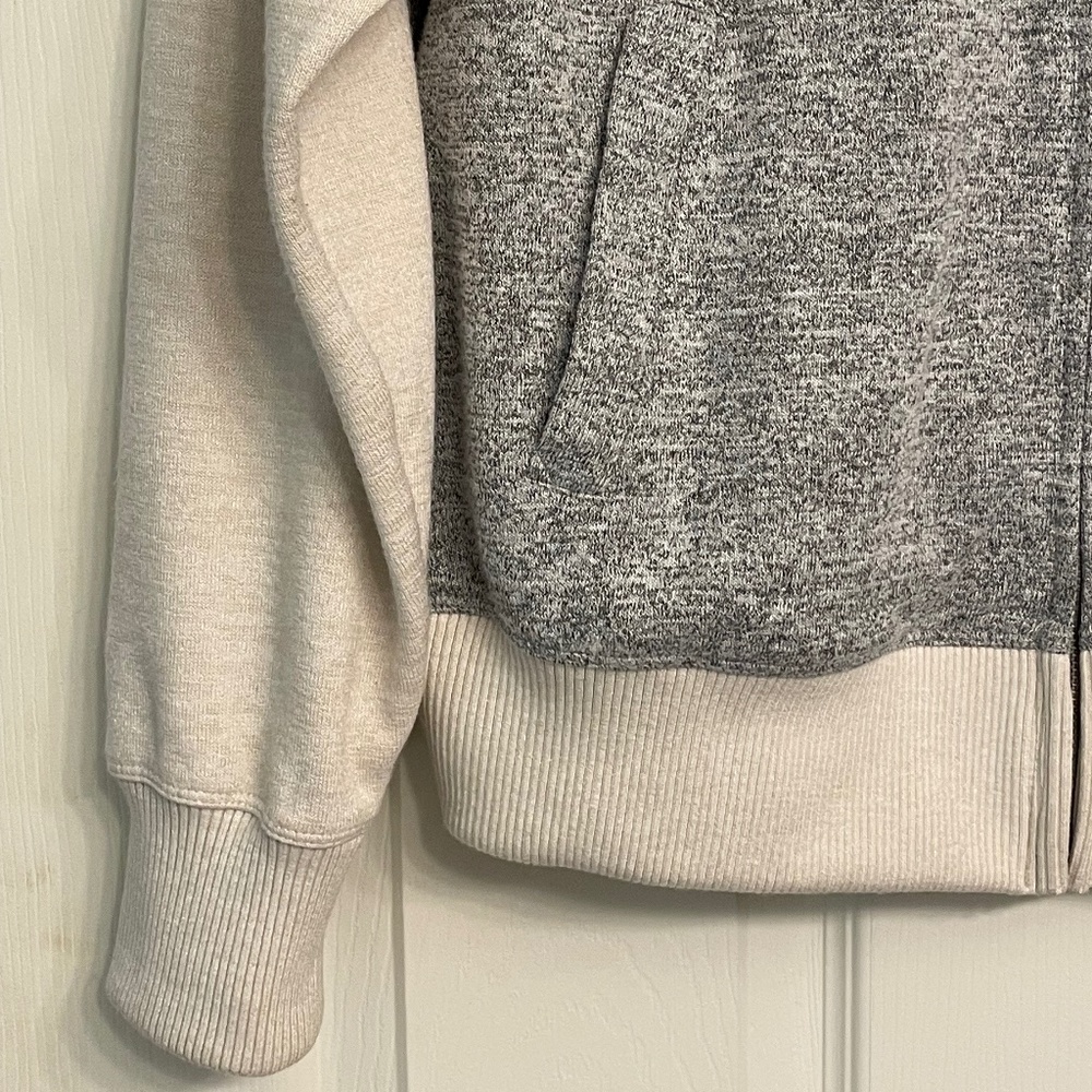 Gap Gray Cream Bomber Jacket - image 7